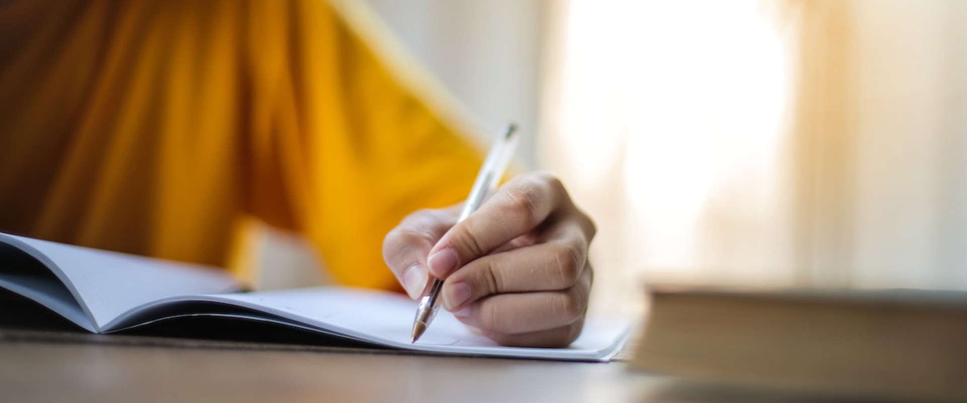 What is academic writing explain with relevant examples?